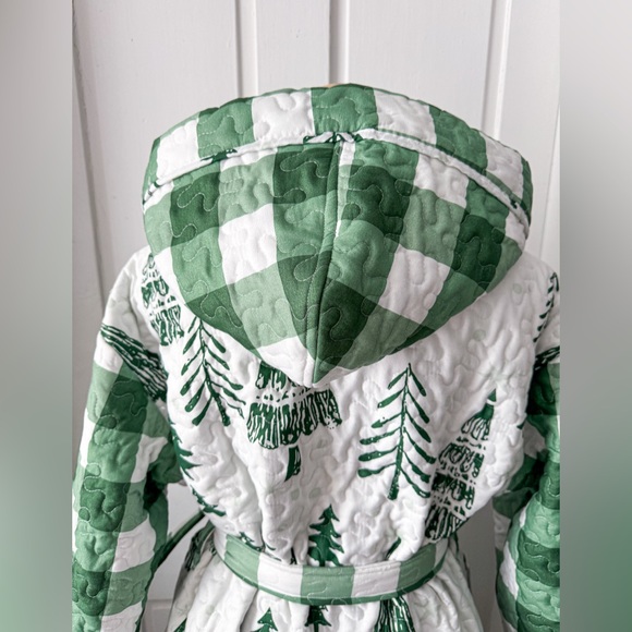 Handmade 🧵 🪡 Upcycled Evergreen Rhinestone Embellished Robe Coat - Picture 11 of 12